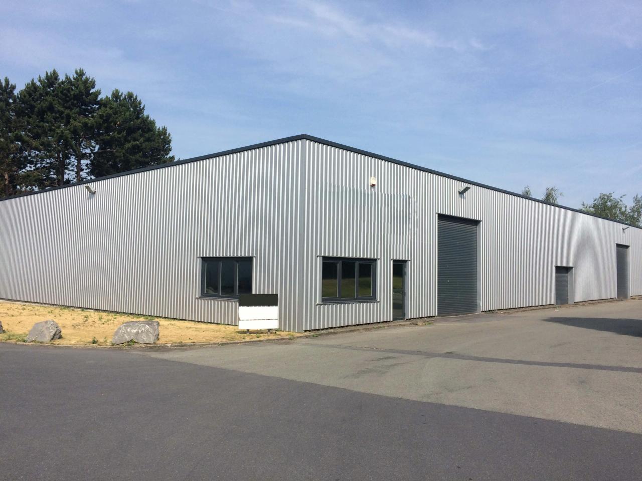 Local d'activité Neuville-en-Ferrain 588m² Location local d'activité Neuville-en-Ferrain Nord OLACT2427553 0